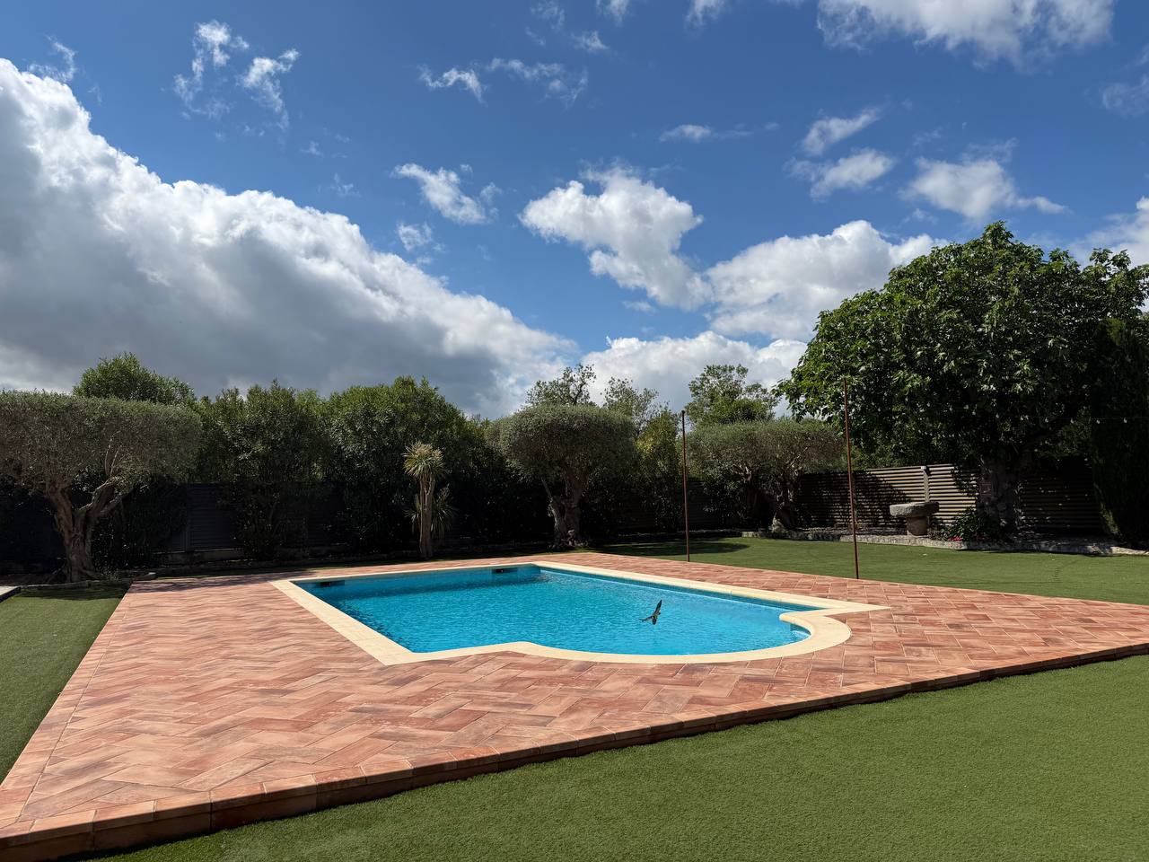 Piscina privada Masía Abril
